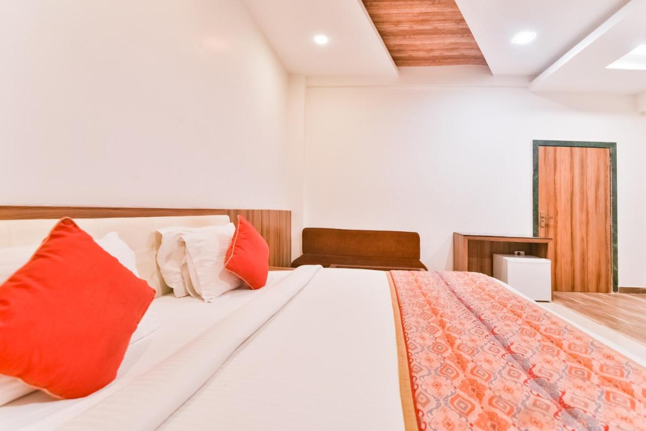 Palette - The Elegance Resort Chittorgarh Extérieur photo
