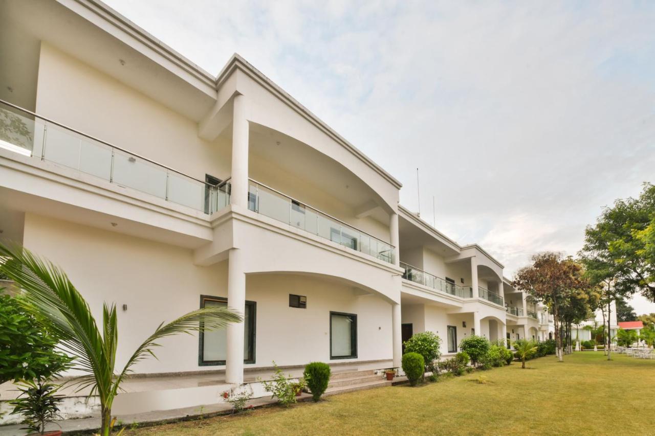 Palette - The Elegance Resort Chittorgarh Extérieur photo
