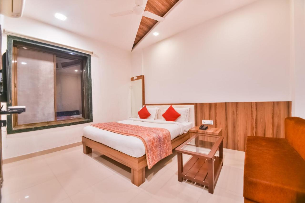 Palette - The Elegance Resort Chittorgarh Extérieur photo