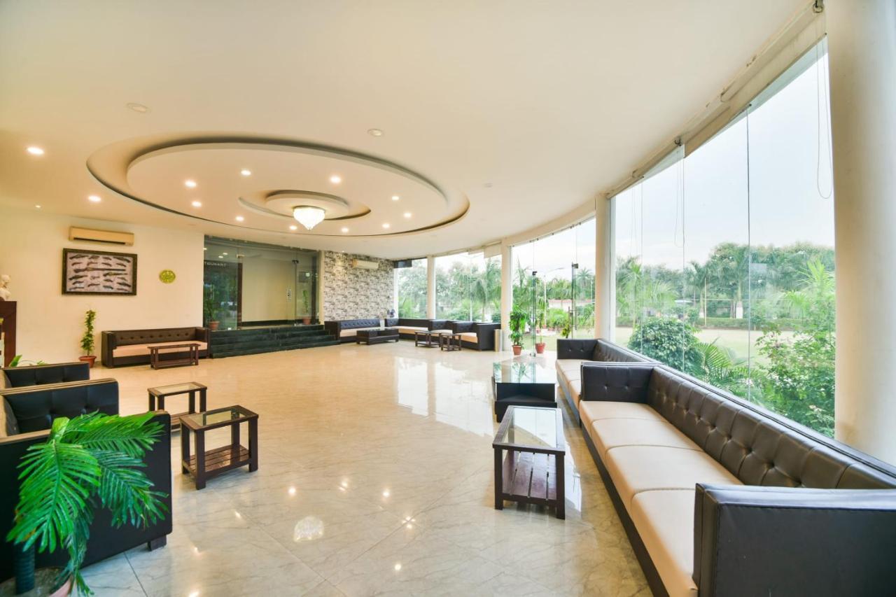 Palette - The Elegance Resort Chittorgarh Extérieur photo