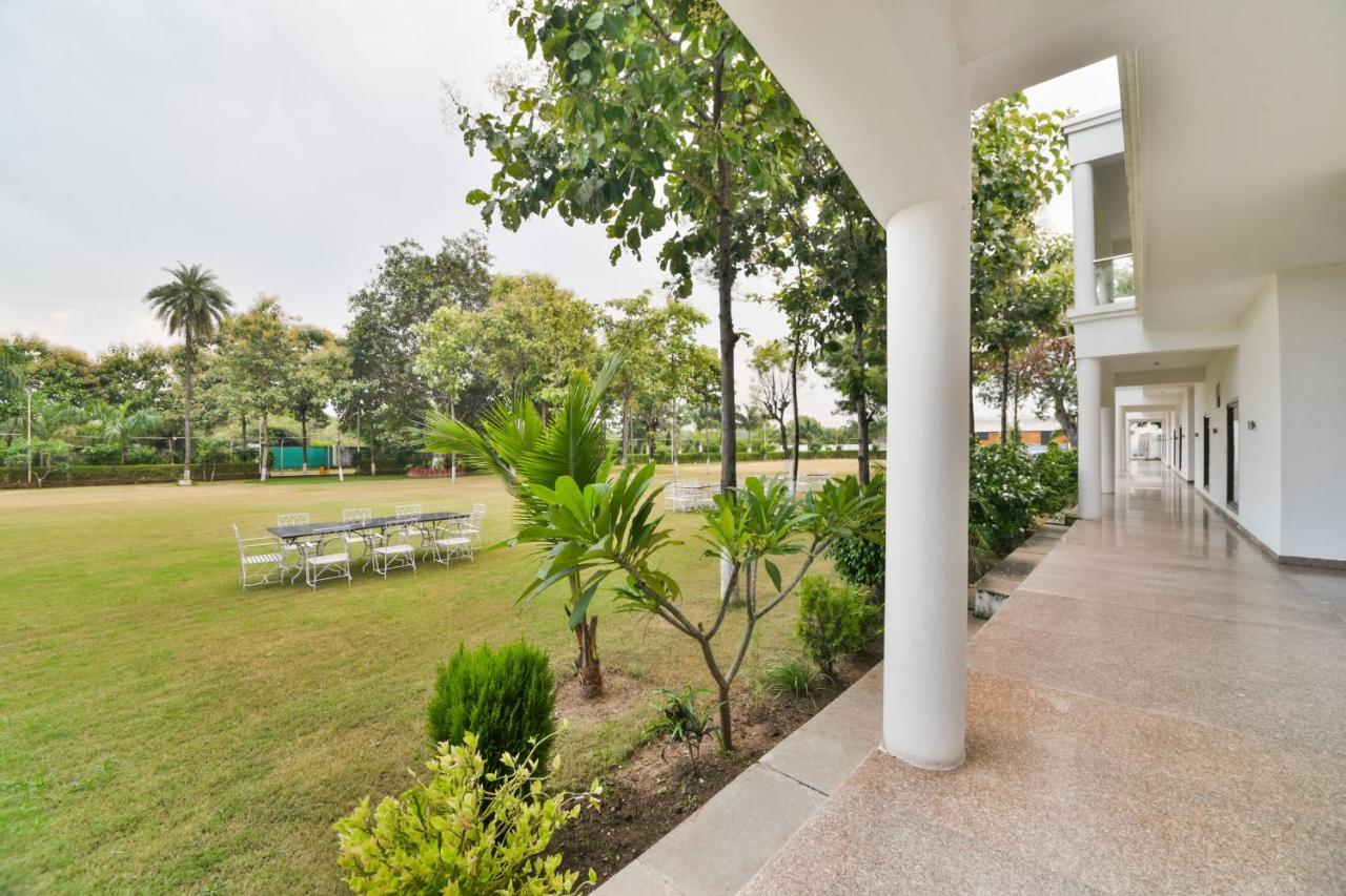 Palette - The Elegance Resort Chittorgarh Extérieur photo