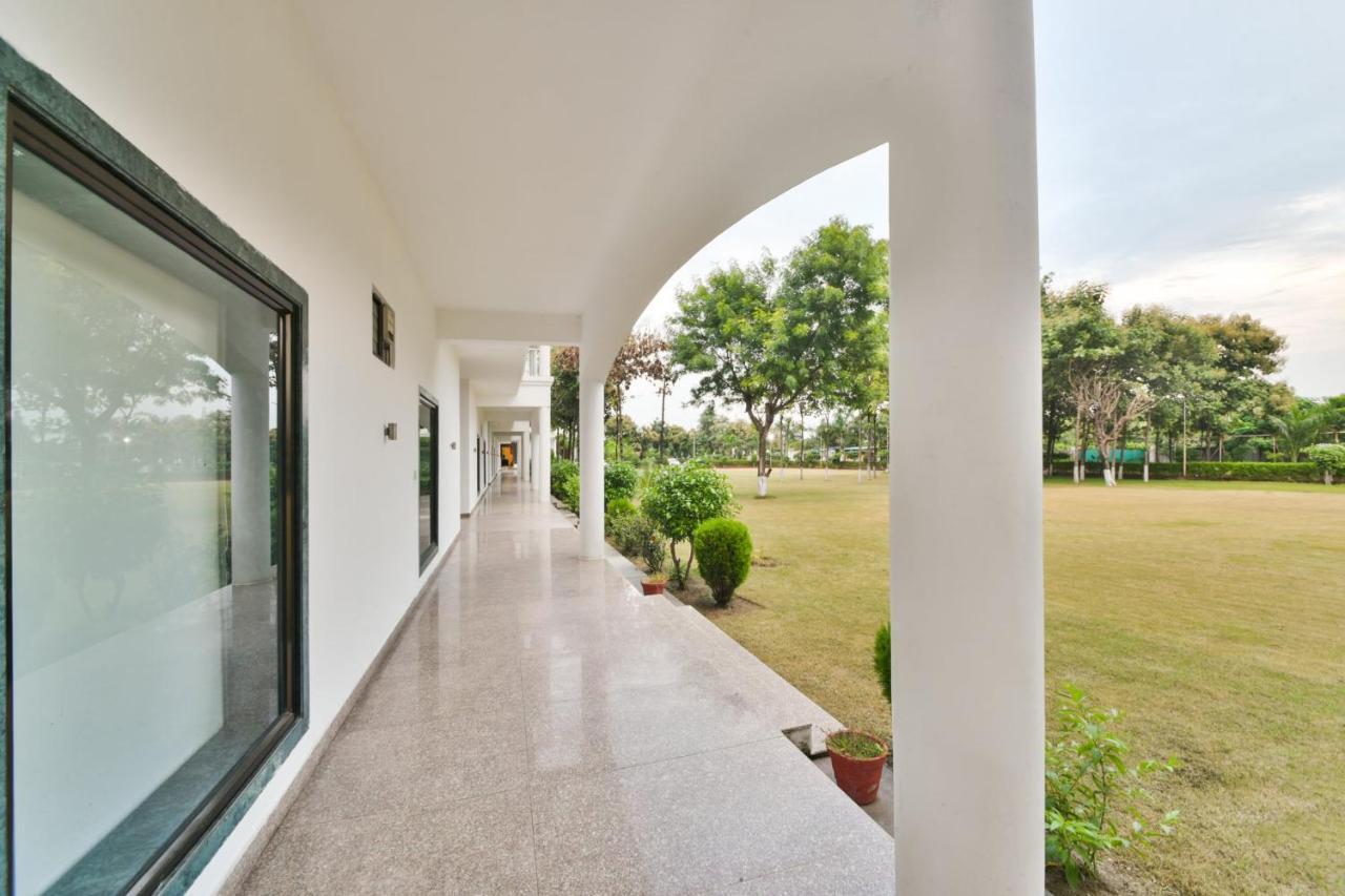 Palette - The Elegance Resort Chittorgarh Extérieur photo