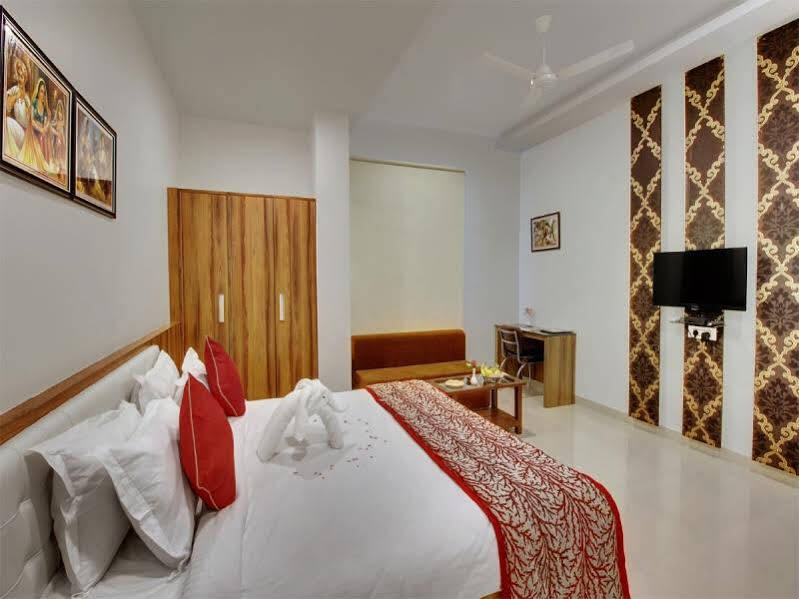 Palette - The Elegance Resort Chittorgarh Extérieur photo